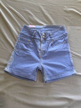 T&Y Fashion Junior's Triple Button Jean Shorts New With Tags Blue Size 9/10 (2)